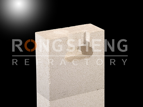 剛玉莫來(lái)石可塑料